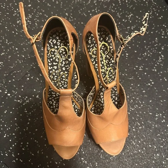 Jessica Simpson platform sandals size 8. - Picture 4 of 6